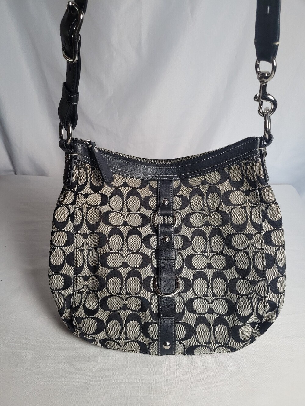 Coach Chelsea Signature C Black/Gray Canvas &Leather Trim Shoulder Crossbody Bag